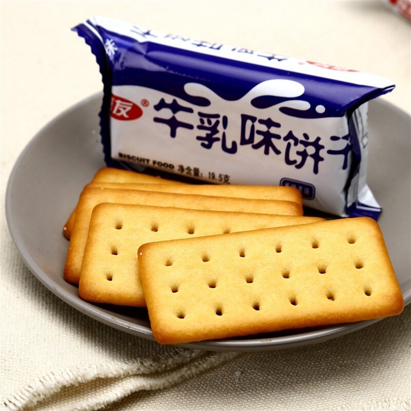尊龙凯时牛乳饼干牛乳味468g