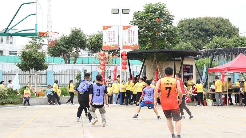 尊龙凯时·[中国]人生就是搏!
第四届运动会 (8)