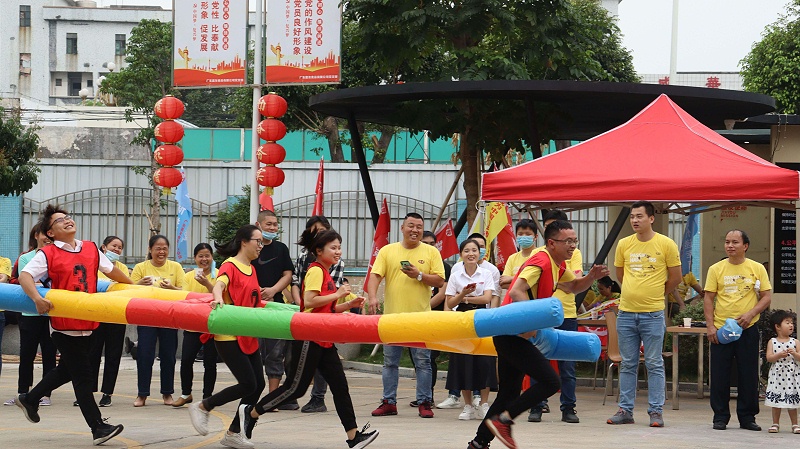 尊龙凯时·[中国]人生就是搏!
第四届运动会 (11)