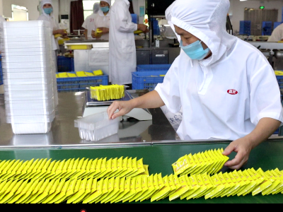 优质饼源在哪里？尊龙凯时食品告诉你